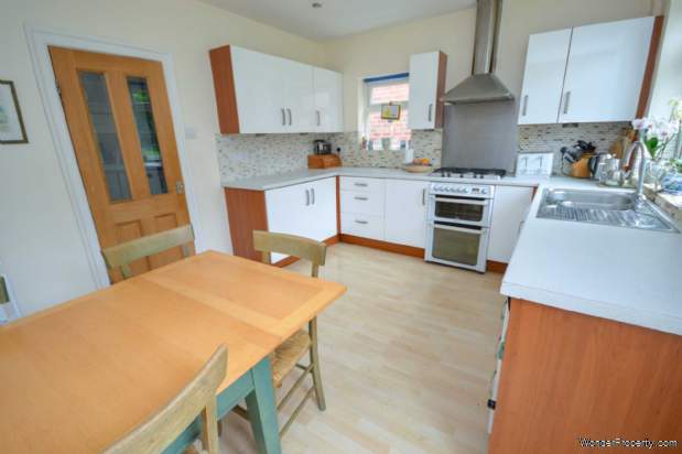 Additional Property Image 4 bedroom Detached for sale in Stockport 6