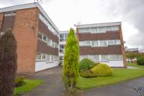 2 bedroom Apartment for sale in Stockport