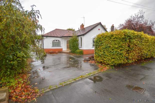 3 bedroom Detached Bungalow for sale in Stockport
