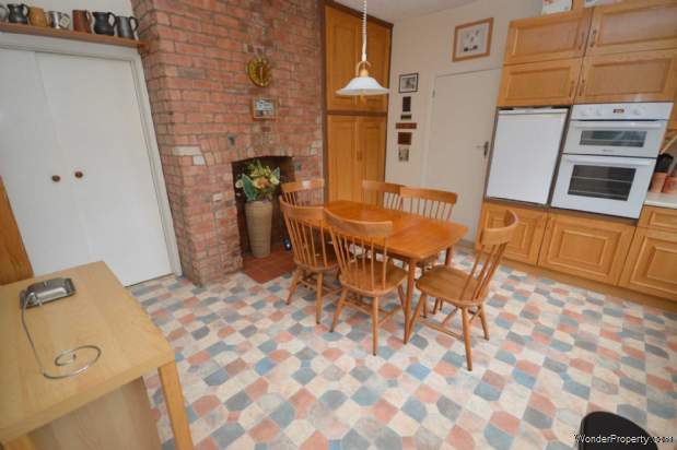Additional Property Image 3 bedroom Detached Bungalow for sale in Stockport 6