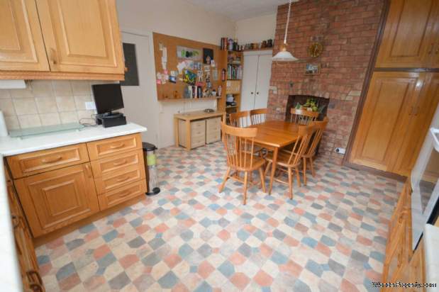 Additional Property Image 3 bedroom Detached Bungalow for sale in Stockport 9