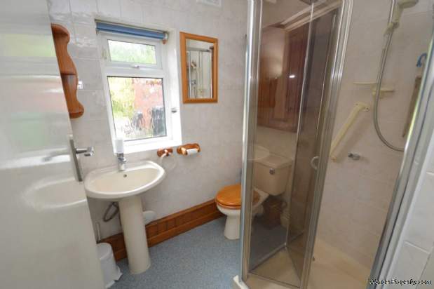 Additional Property Image 3 bedroom Detached Bungalow for sale in Stockport 12