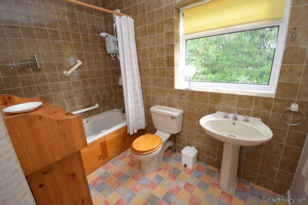 Additional Property Image 3 bedroom Detached Bungalow for sale in Stockport 16