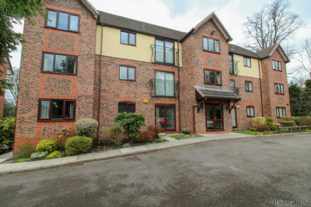 2 bedroom Apartment for sale in Stockport