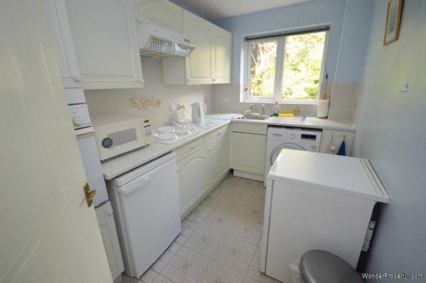 Additional Property Image 2 bedroom Apartment for sale in Stockport 6