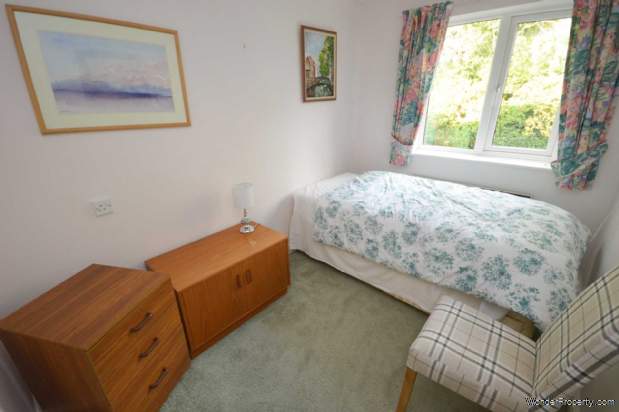 Additional Property Image 2 bedroom Apartment for sale in Stockport 10