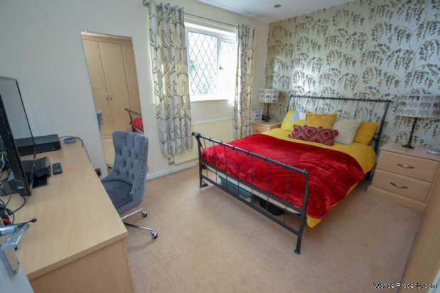 Additional Property Image 4 bedroom Detached for sale in Stockport 20