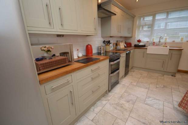 Additional Property Image 4 bedroom Semi Detached for sale in Stockport 11