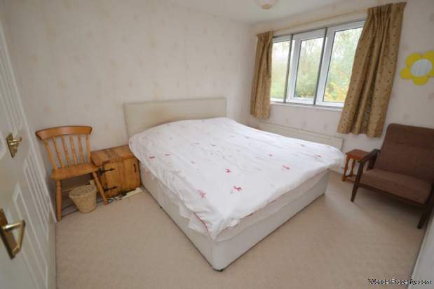 Additional Property Image 3 bedroom Detached for sale in Stockport 12