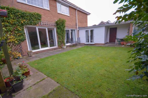 Additional Property Image 4 bedroom Link Detached House for sale in Stockport 4