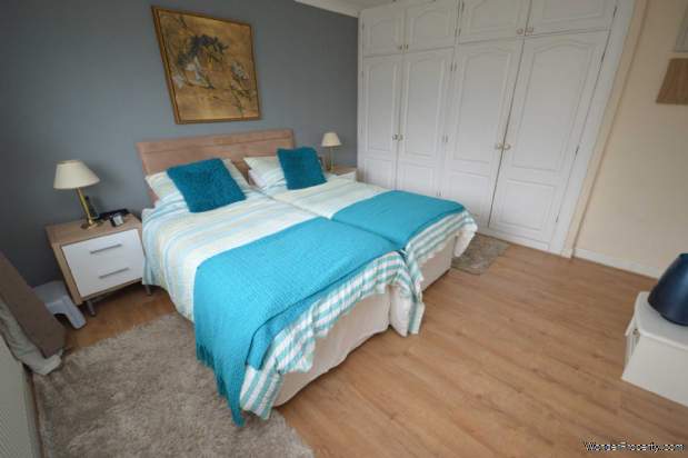 Additional Property Image 4 bedroom Link Detached House for sale in Stockport 18