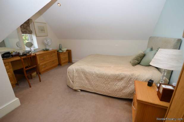 Additional Property Image 3 bedroom Apartment for sale in Stockport 17