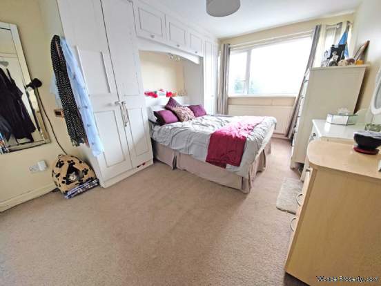 Additional Property Image 4 bedroom Link Detached House for sale in Cheadle 7