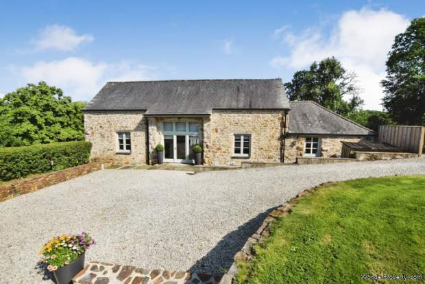 Additional Property Image 4 bedroom Semi Detached for sale in Crediton 5