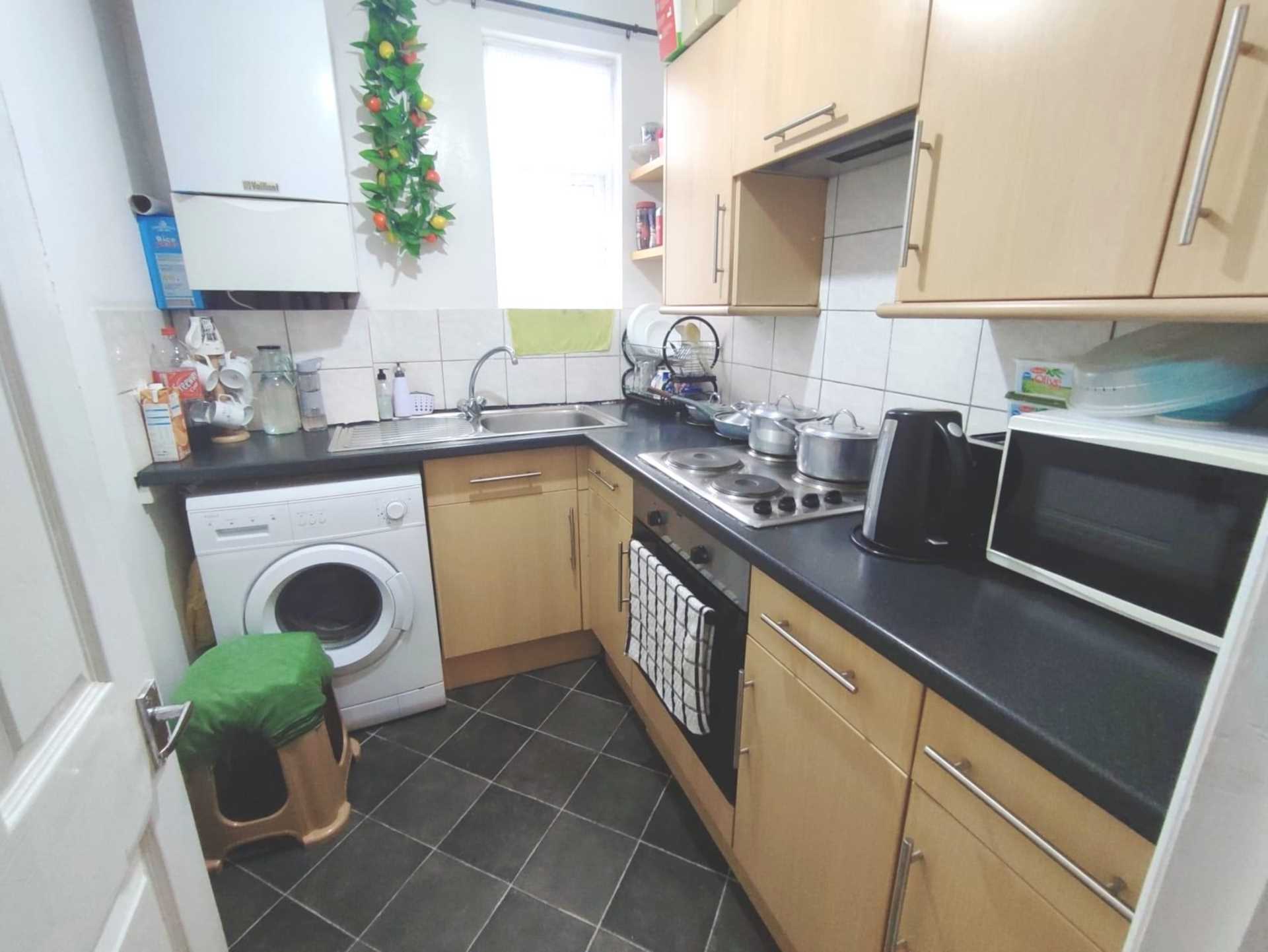 Additional Property Image 2 bedroom Flat for sale in London 5