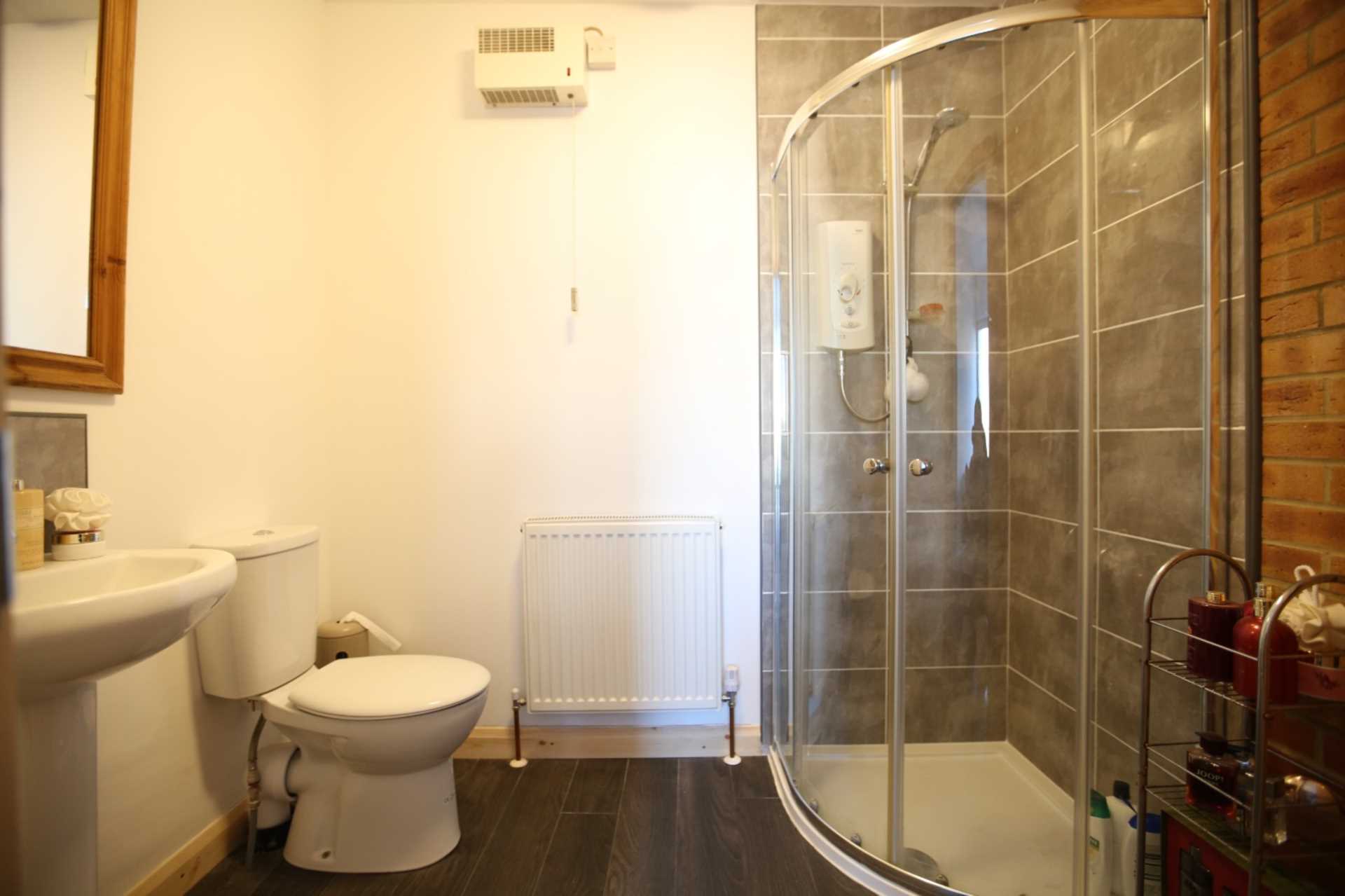 Additional Property Image 1 bedroom Studio to rent in Ilford 3