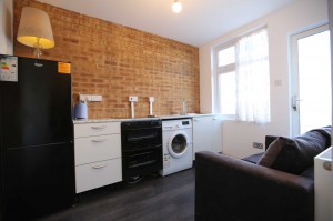 1 bedroom Studio to rent in Ilford