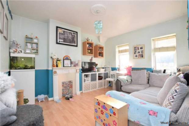 Additional Property Image 1 bedroom Flat to rent in Dagenham 2