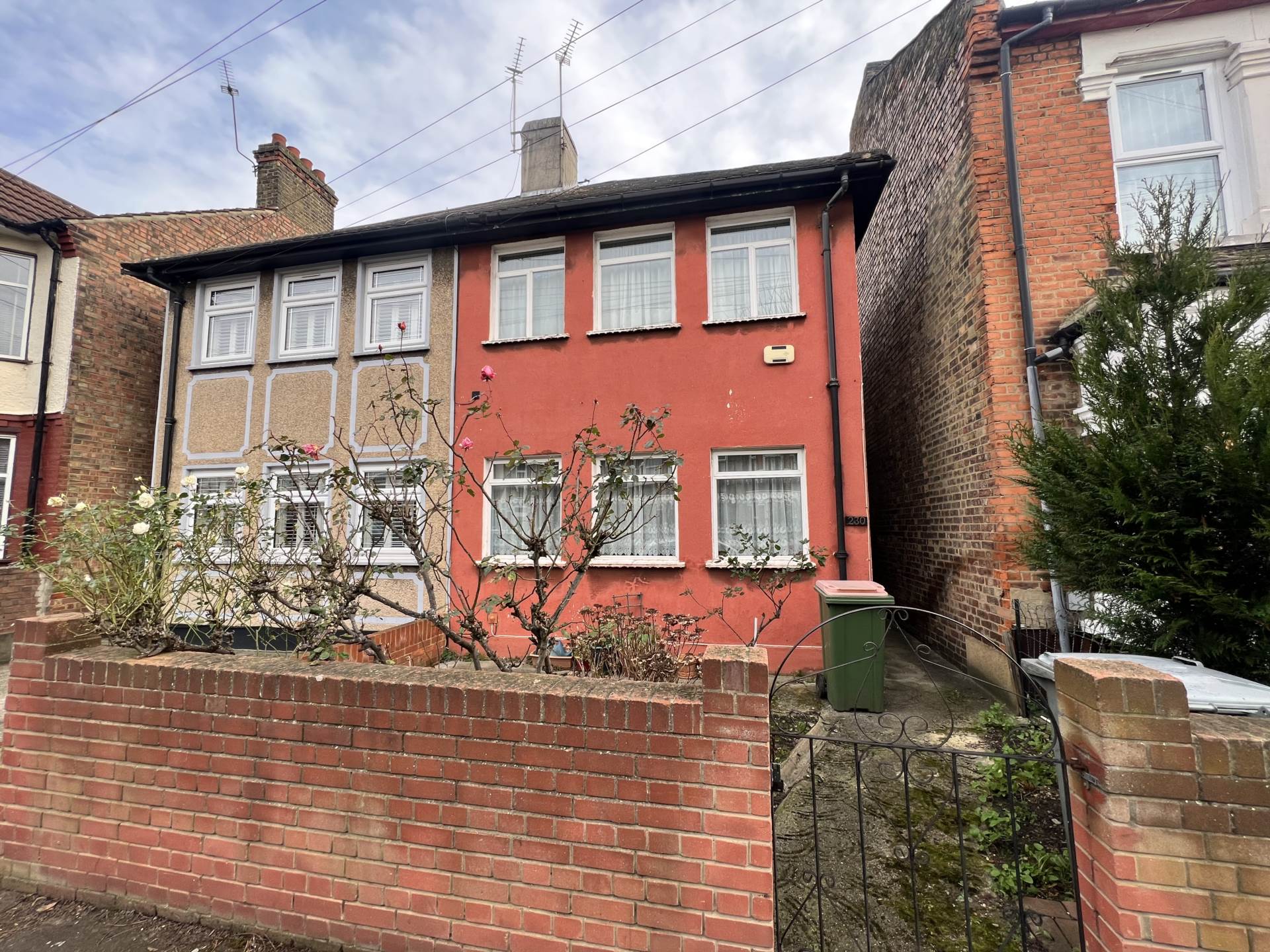 Additional Property Image 3 bedroom Semi Detached for sale in London 3