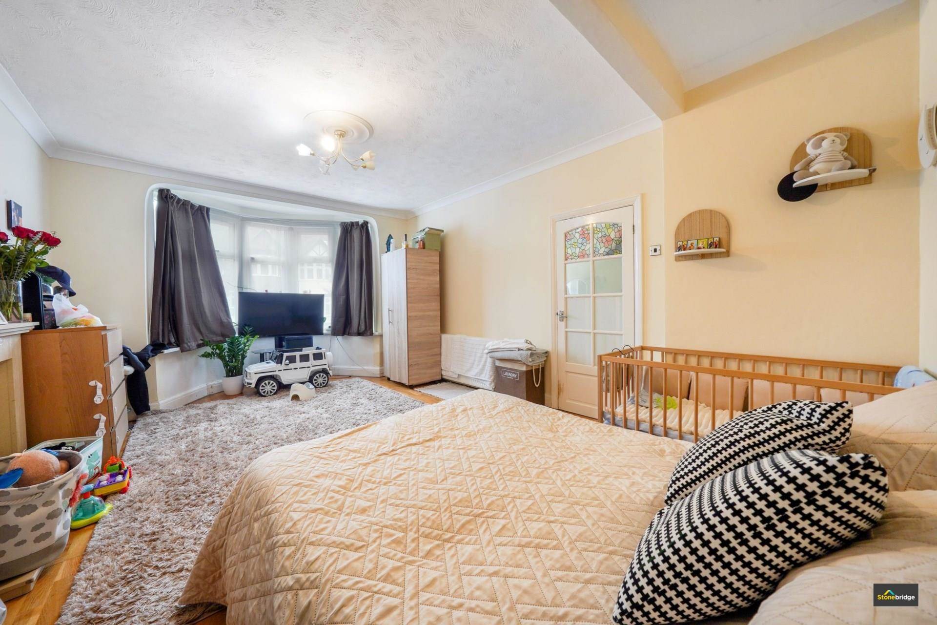 Additional Property Image 3 bedroom Terraced to rent in Ilford 5
