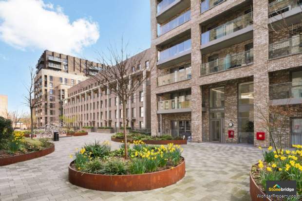 Additional Property Image 3 bedroom Flat for sale in London 2
