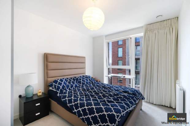 Additional Property Image 3 bedroom Flat for sale in London 11
