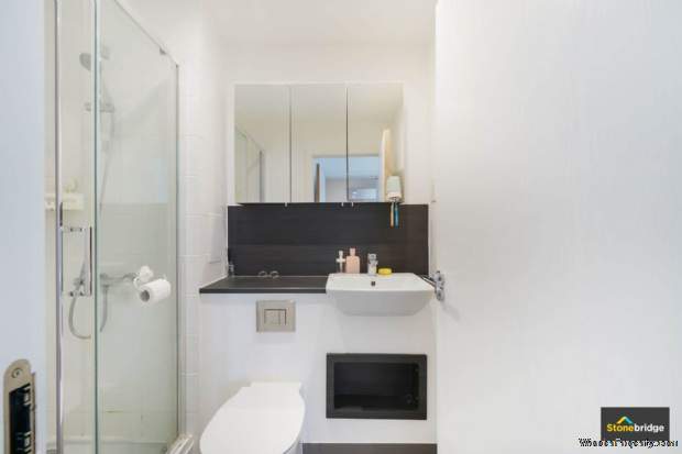 Additional Property Image 3 bedroom Flat for sale in London 14