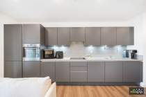 3 bedroom Flat for sale in London