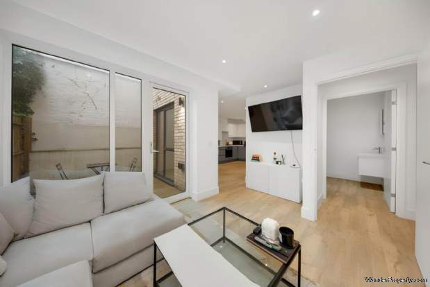 Additional Property Image 1 bedroom Apartment for sale in London 4