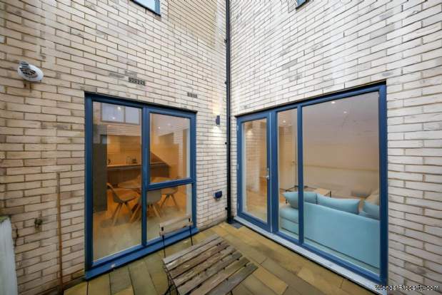 Additional Property Image 1 bedroom Apartment for sale in London 12