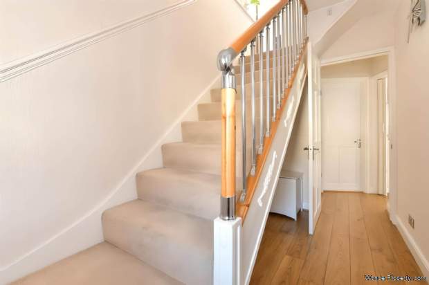Additional Property Image 3 bedroom Semi Detached for sale in Dagenham 5