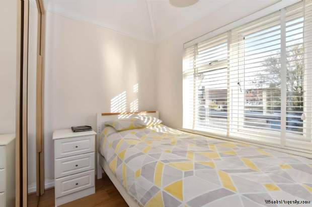 Additional Property Image 3 bedroom Semi Detached for sale in Dagenham 8