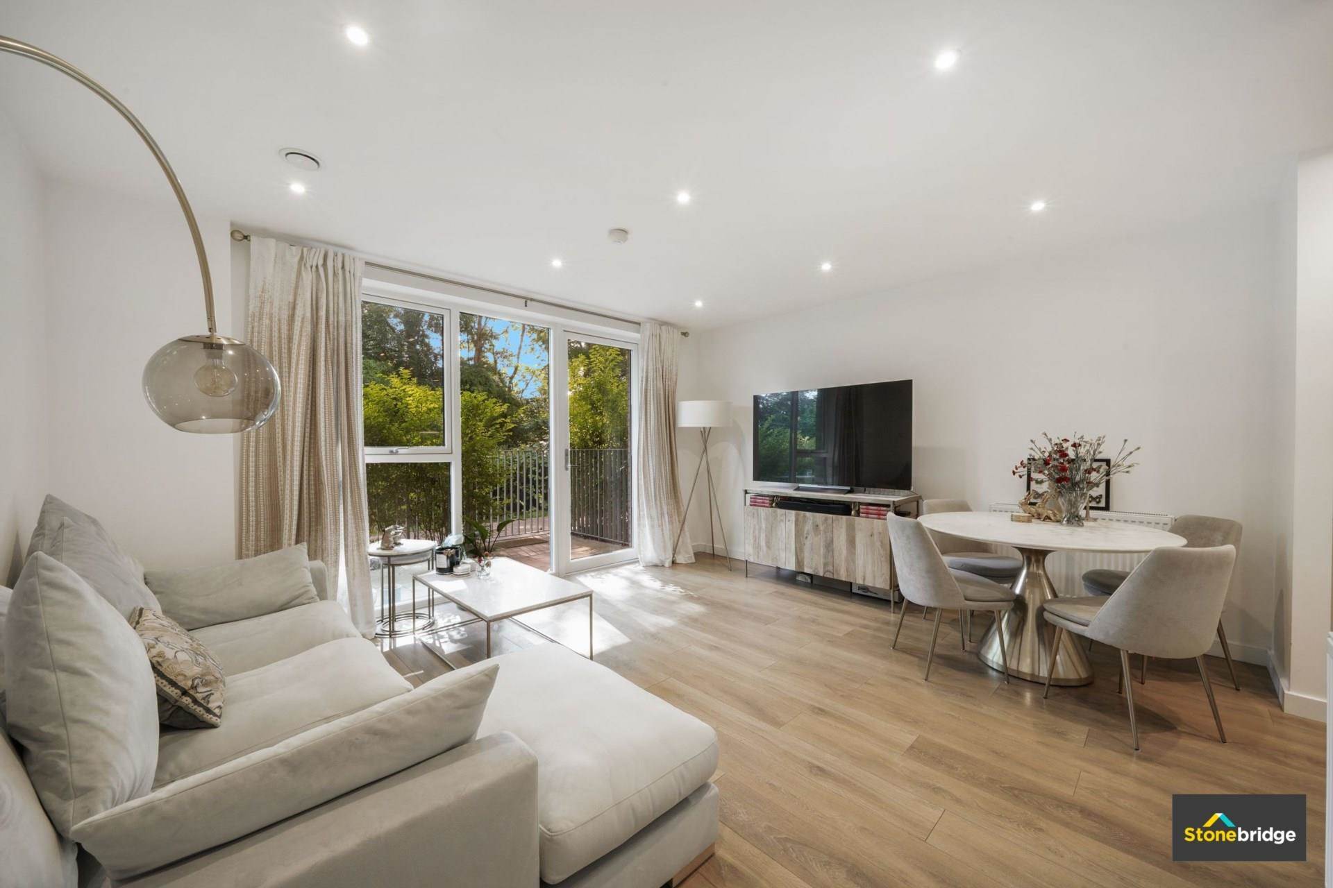 Additional Property Image 1 bedroom Flat for sale in London 3