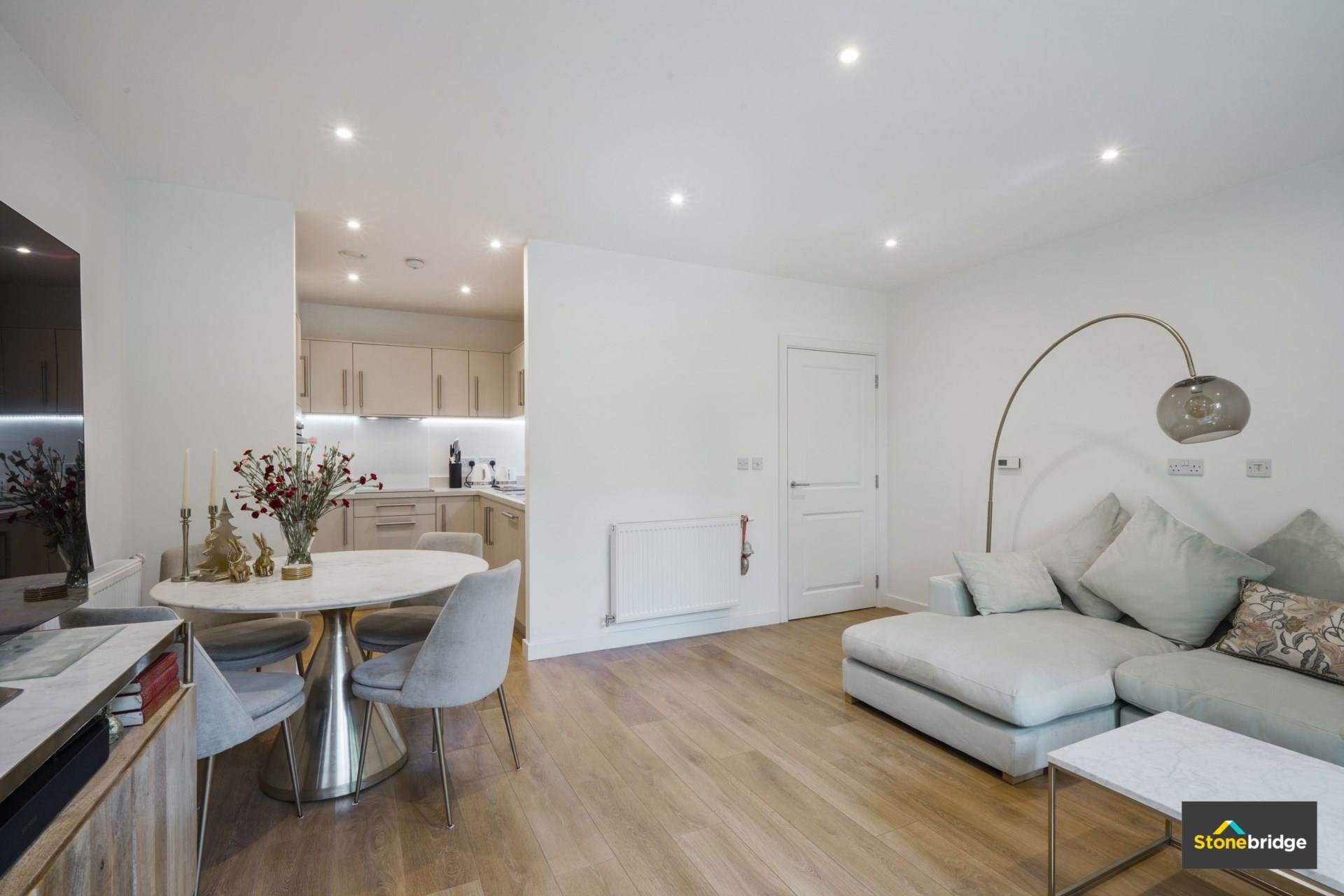 Additional Property Image 1 bedroom Flat for sale in London 4