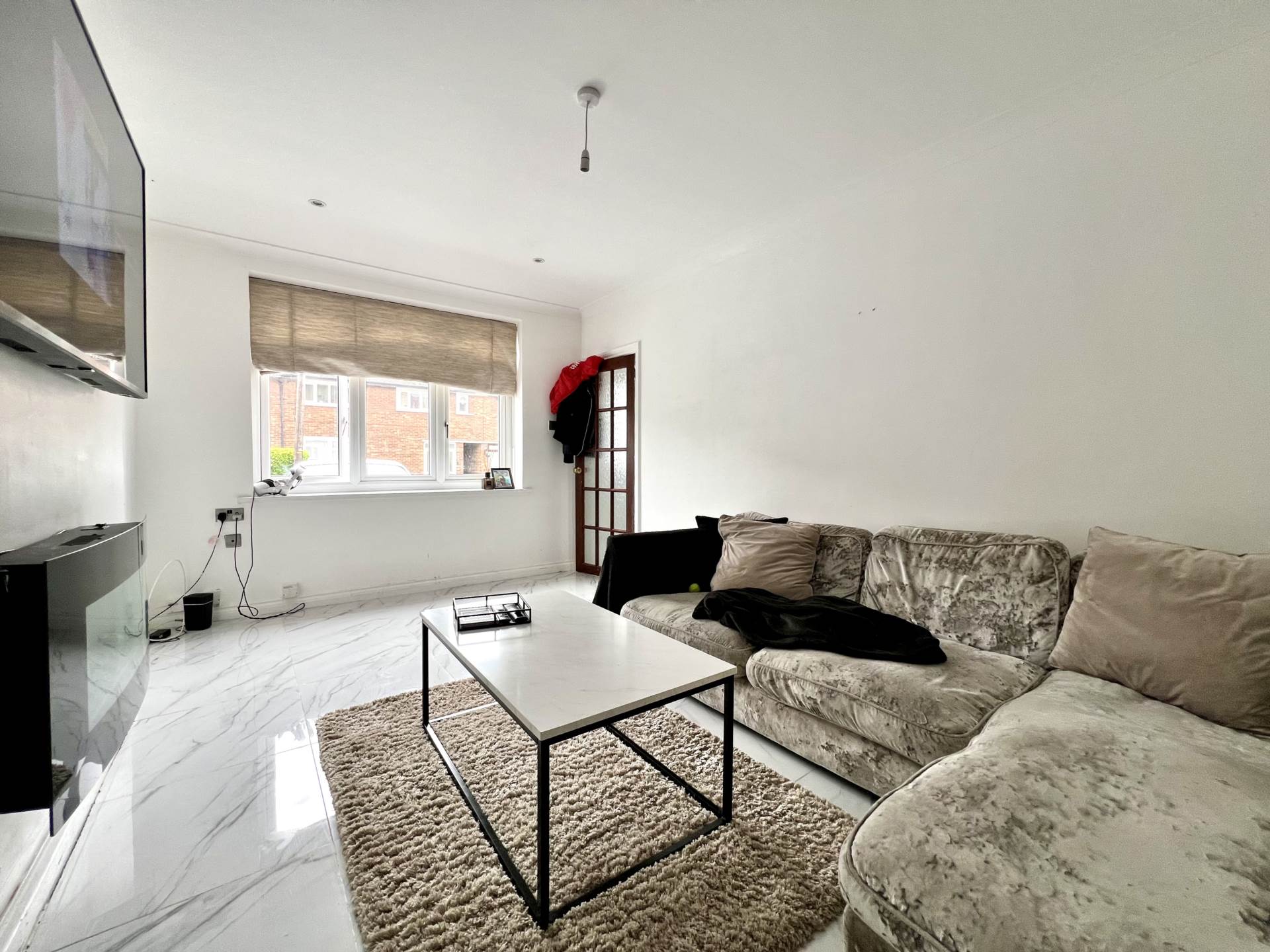 Additional Property Image 3 bedroom Terraced for sale in Romford 3