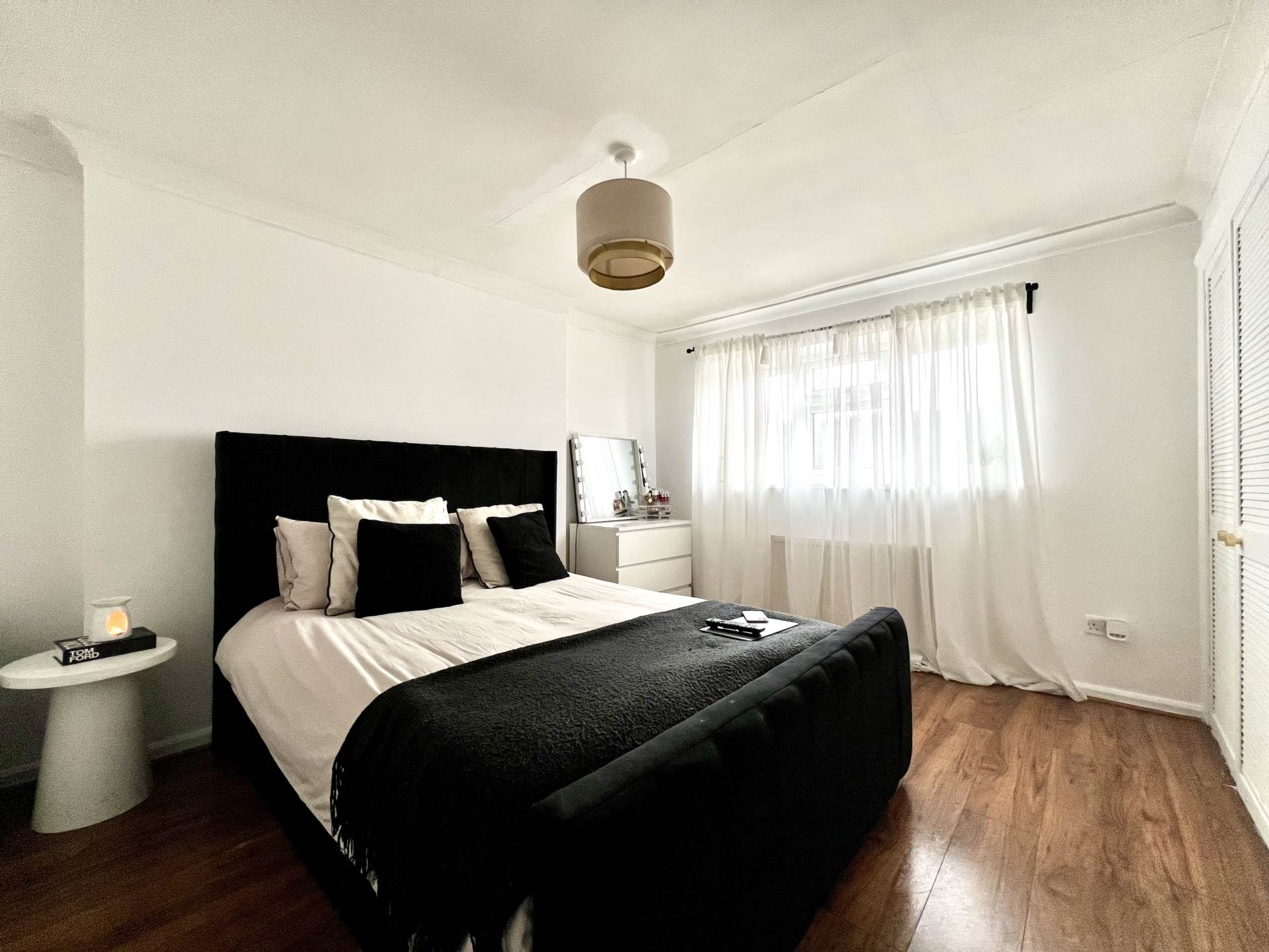 Additional Property Image 3 bedroom Terraced for sale in Romford 8