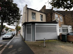 3 bedroom Terraced for sale in London