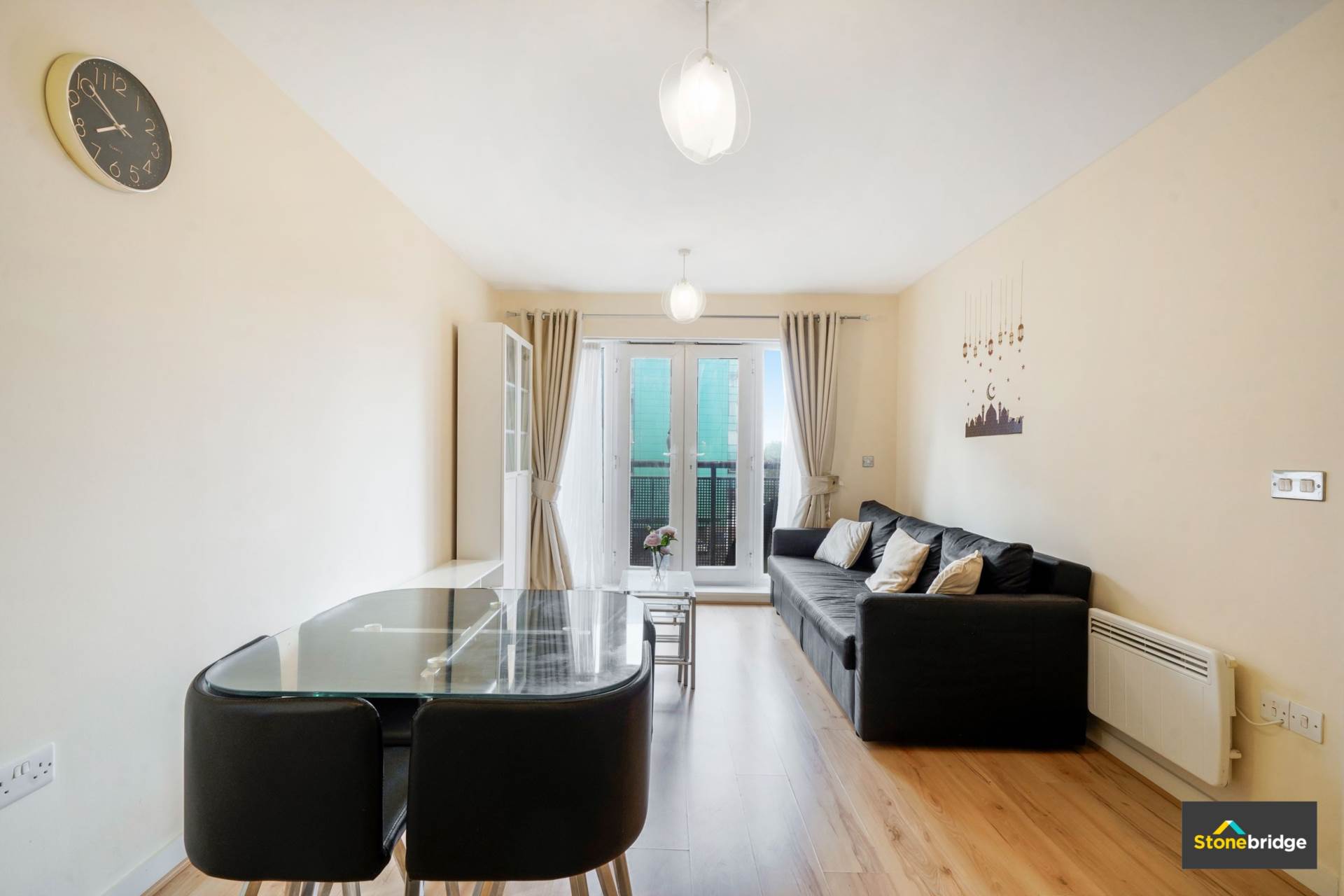 Additional Property Image 2 bedroom Flat for sale in Slough 3