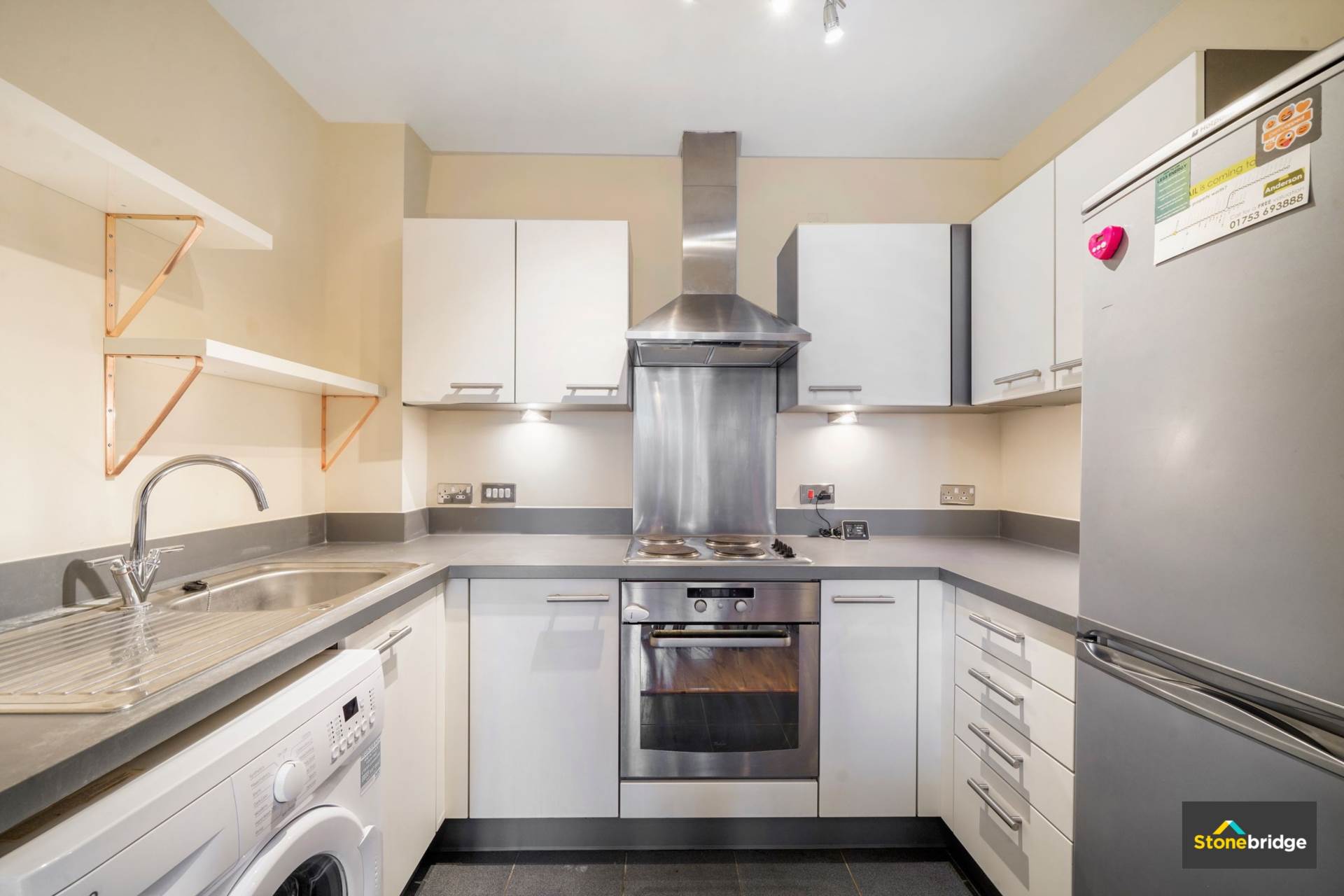 Additional Property Image 2 bedroom Flat for sale in Slough 6