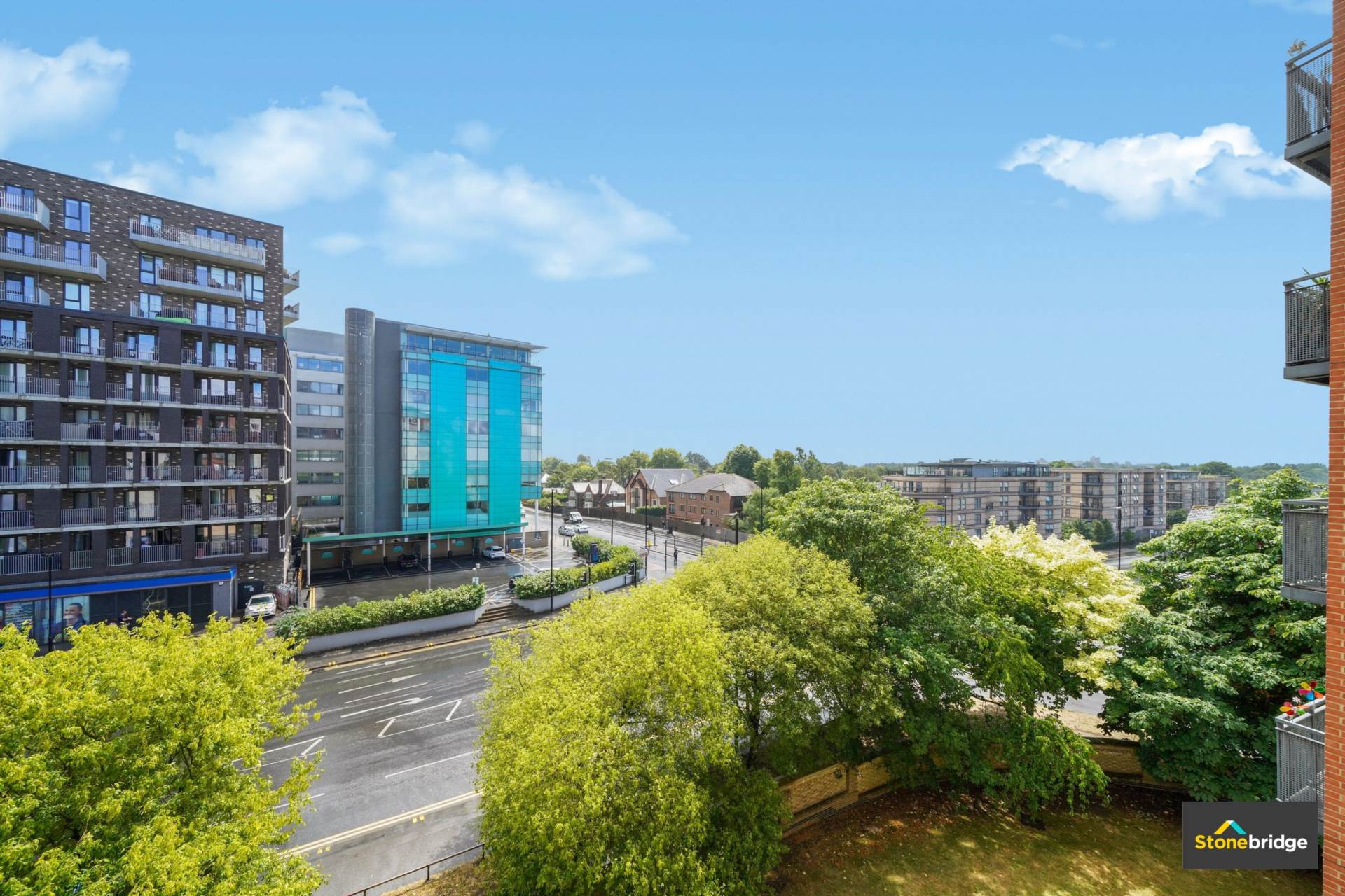 Additional Property Image 2 bedroom Flat for sale in Slough 7