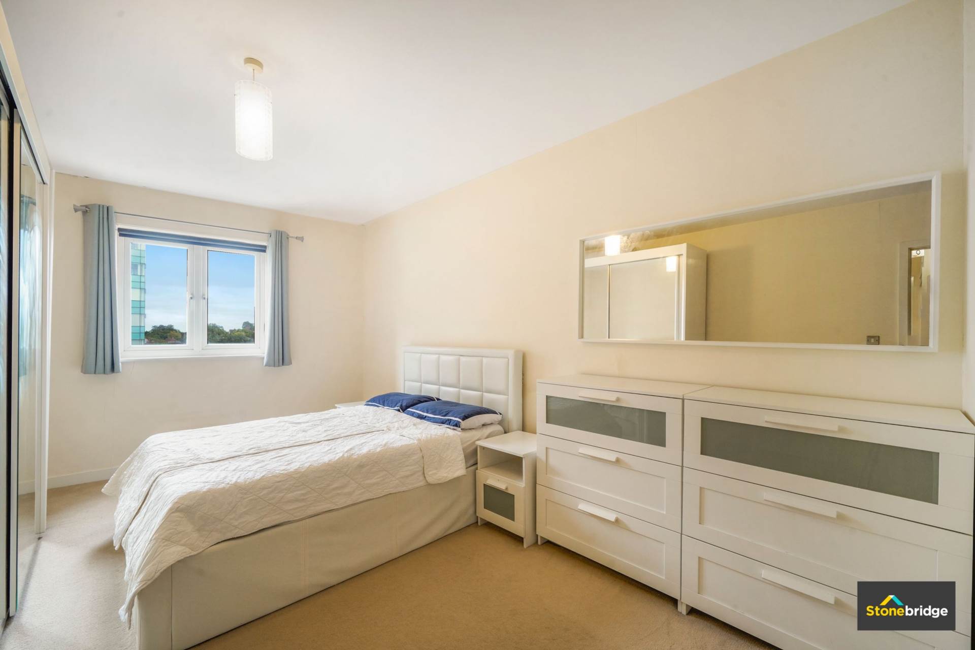 Additional Property Image 2 bedroom Flat for sale in Slough 8