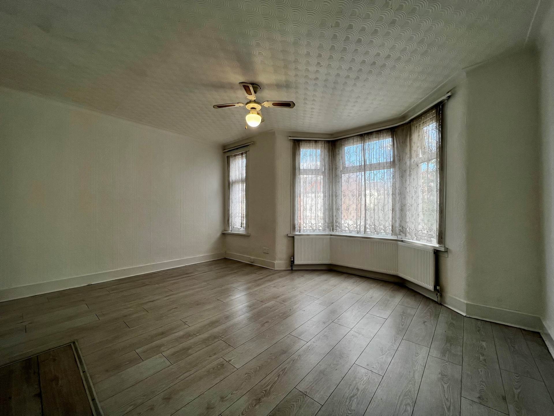 Additional Property Image 3 bedroom Terraced for sale in London 11