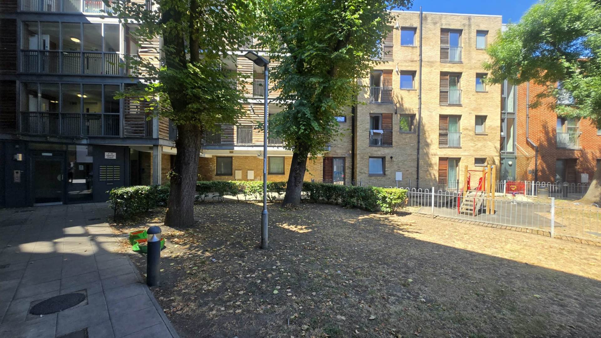Additional Property Image 2 bedroom Apartment for sale in London 14