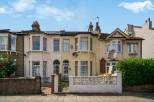 3 bedroom Terraced for sale in London