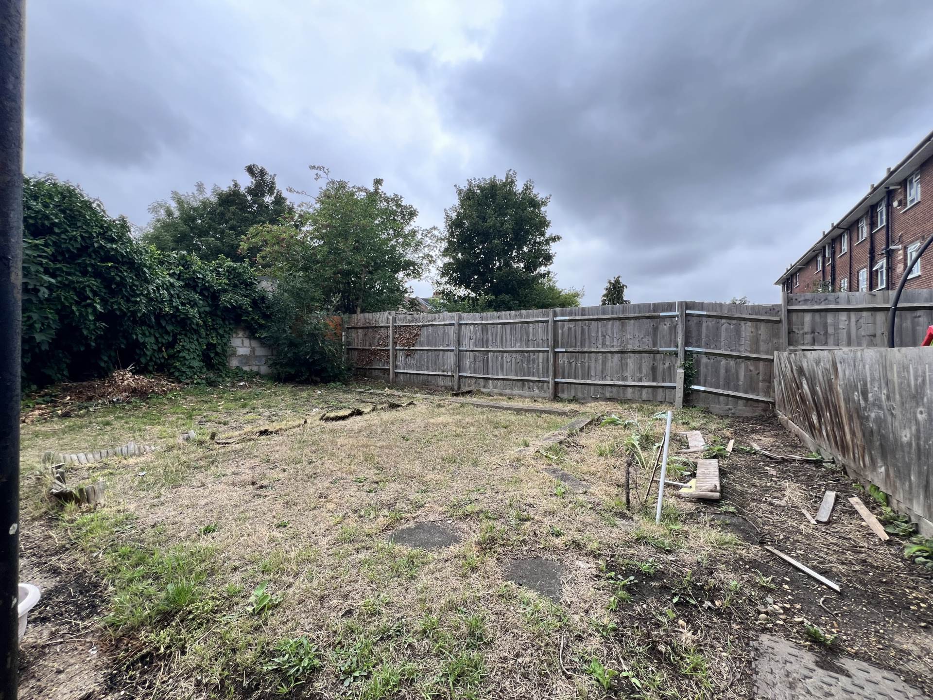Additional Property Image 2 bedroom Flat for sale in London 11