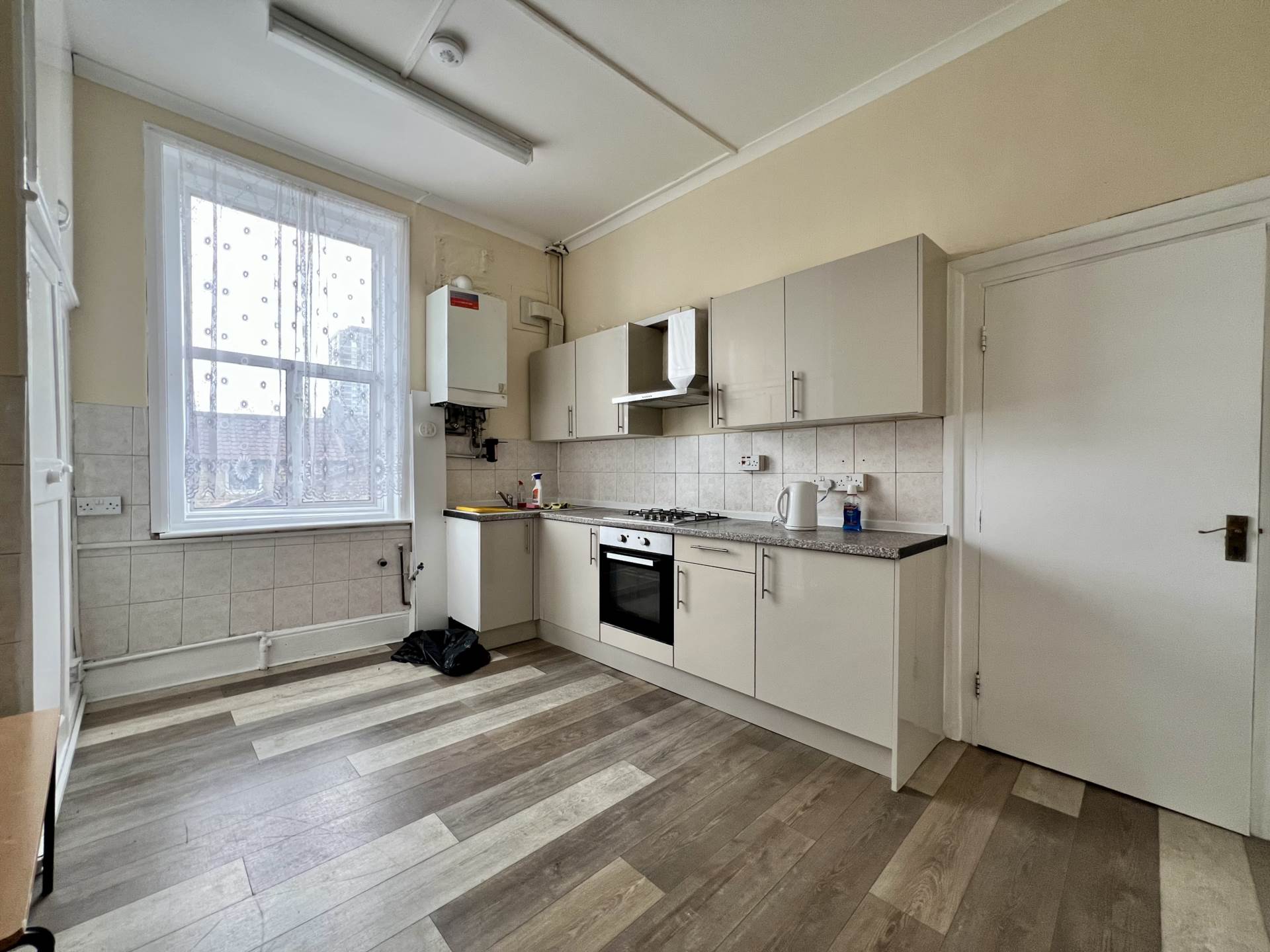Additional Property Image 3 bedroom Maisonette to rent in London 5