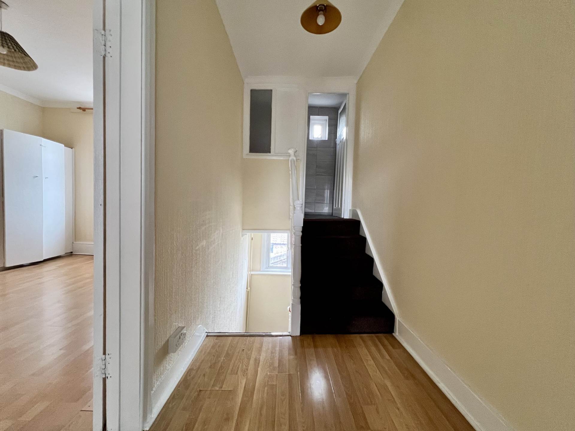 Additional Property Image 3 bedroom Maisonette to rent in London 8