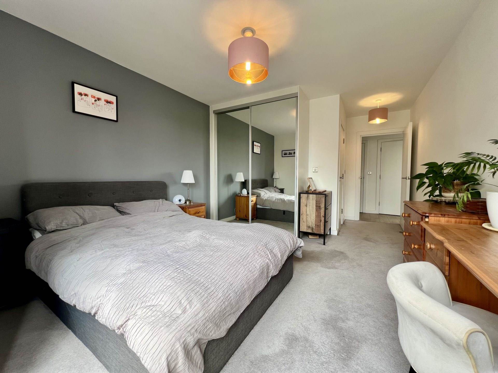 Additional Property Image 2 bedroom Flat for sale in London 6