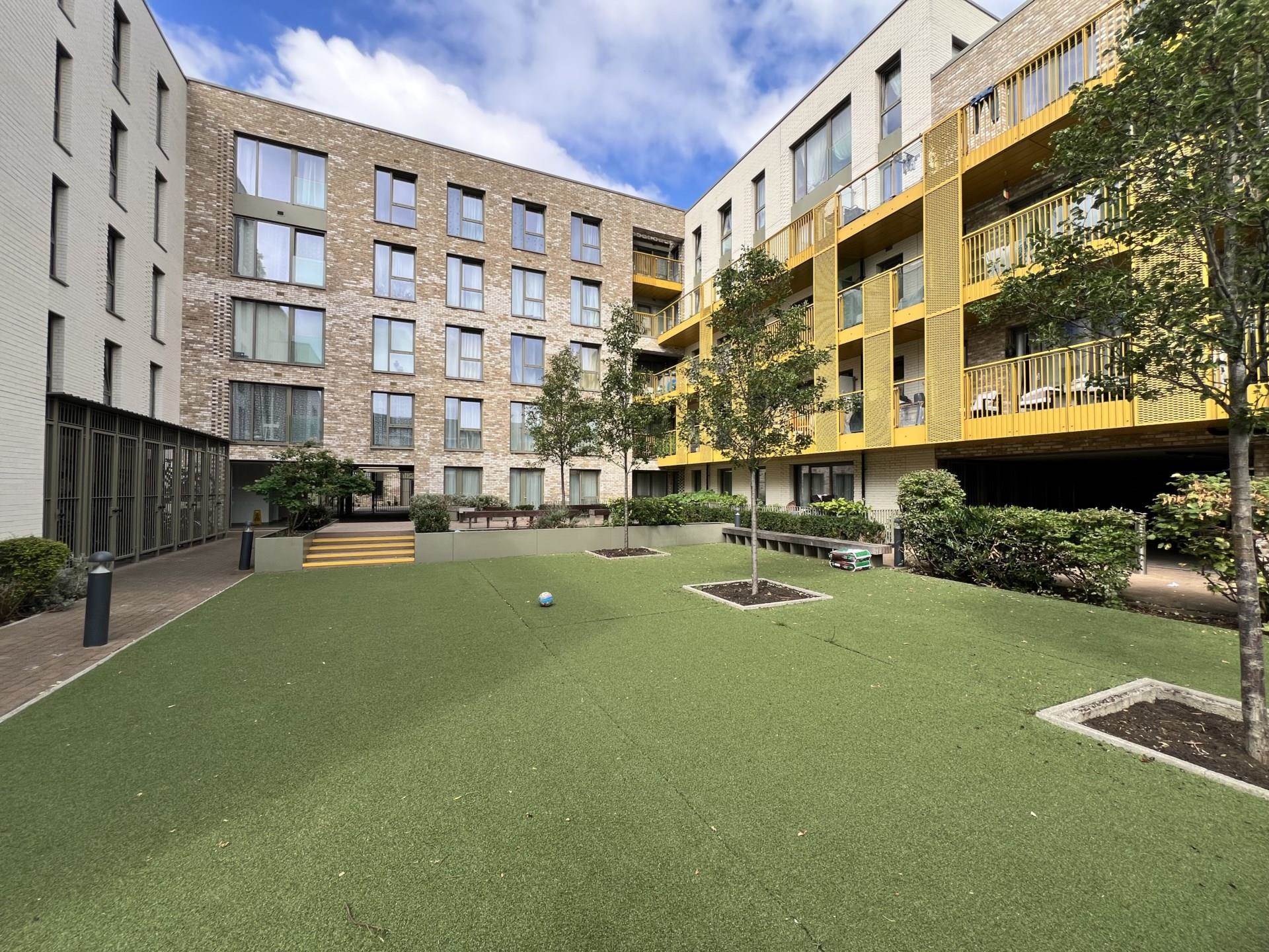 Additional Property Image 2 bedroom Flat for sale in London 12
