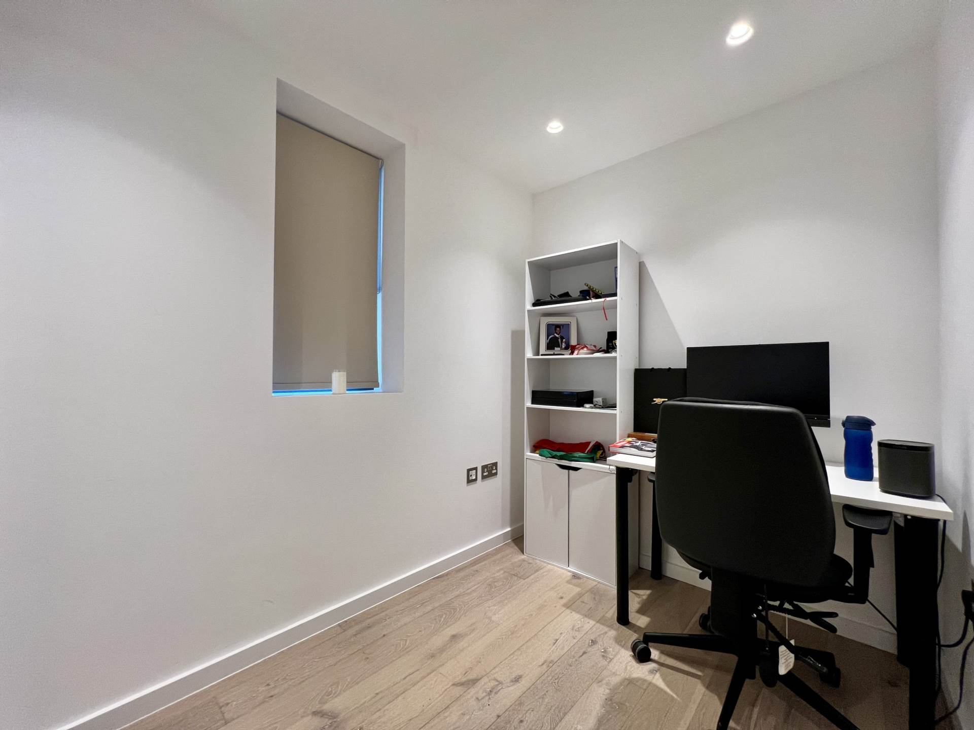 Additional Property Image 2 bedroom Flat for sale in London 10